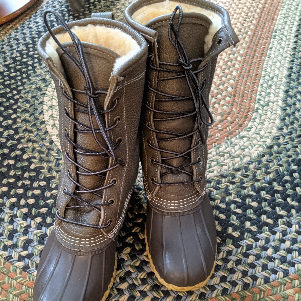 LL Bean 10" Shearling-Lined Bean Boots, Women's 8M